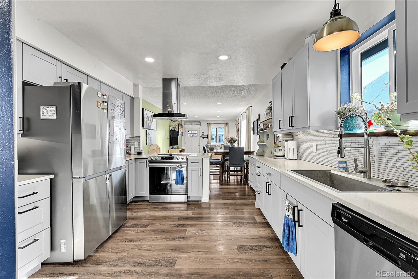 303 S 2nd Avenue