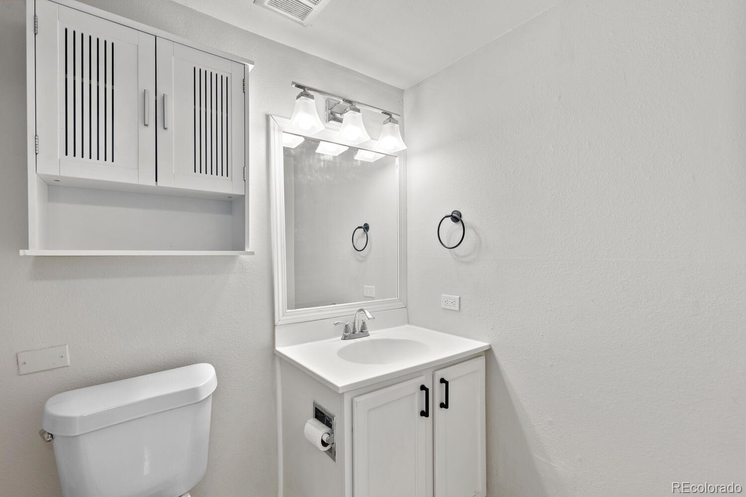 1350 Josephine Street Unit: 203