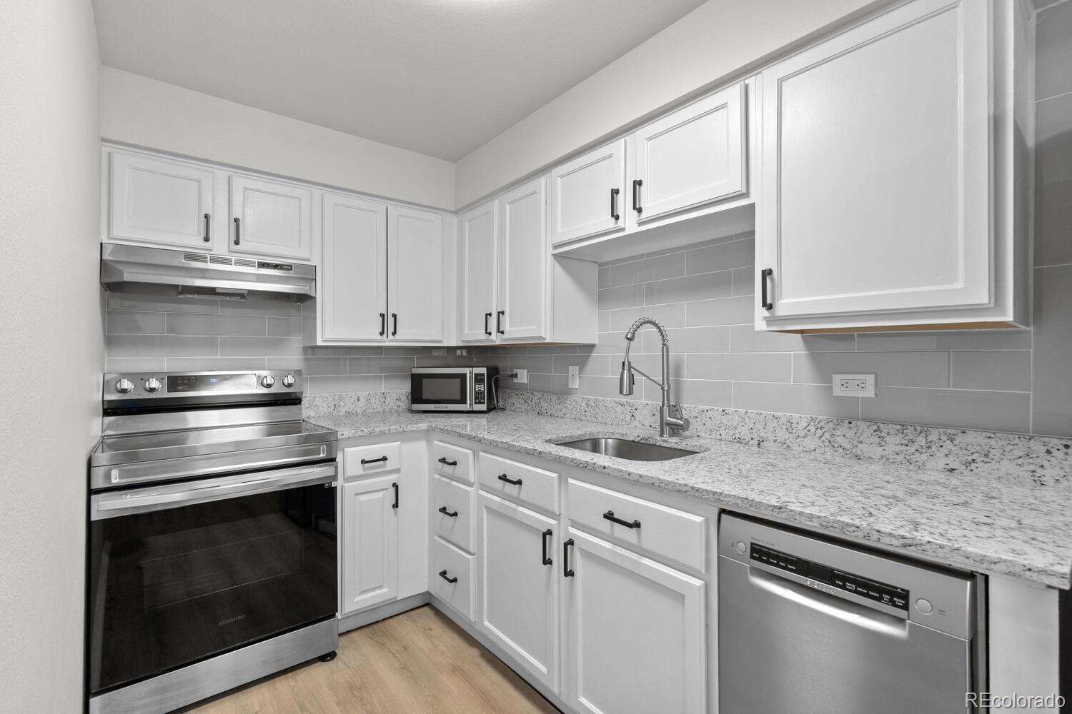 1350 Josephine Street Unit: 203
