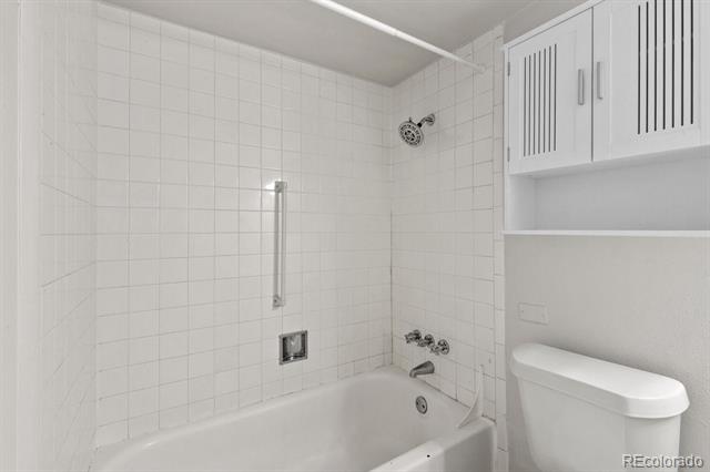 1350 Josephine Street Unit: 203