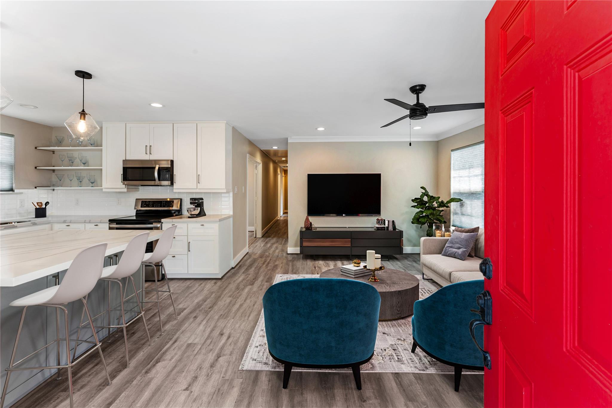 809 E 40th Street