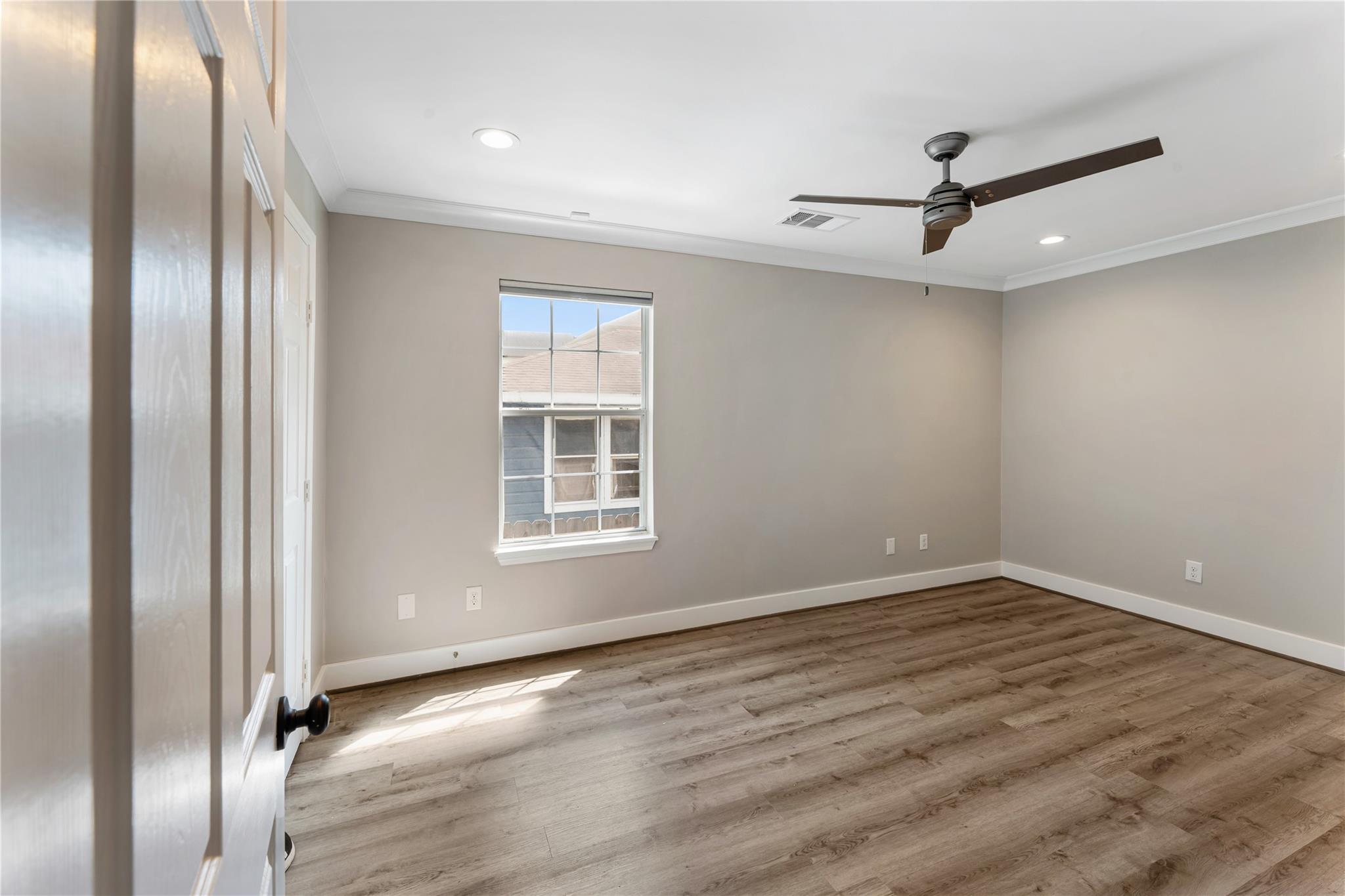 809 E 40th Street