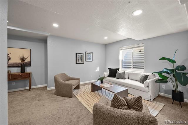 3152 Meadowbrook Place