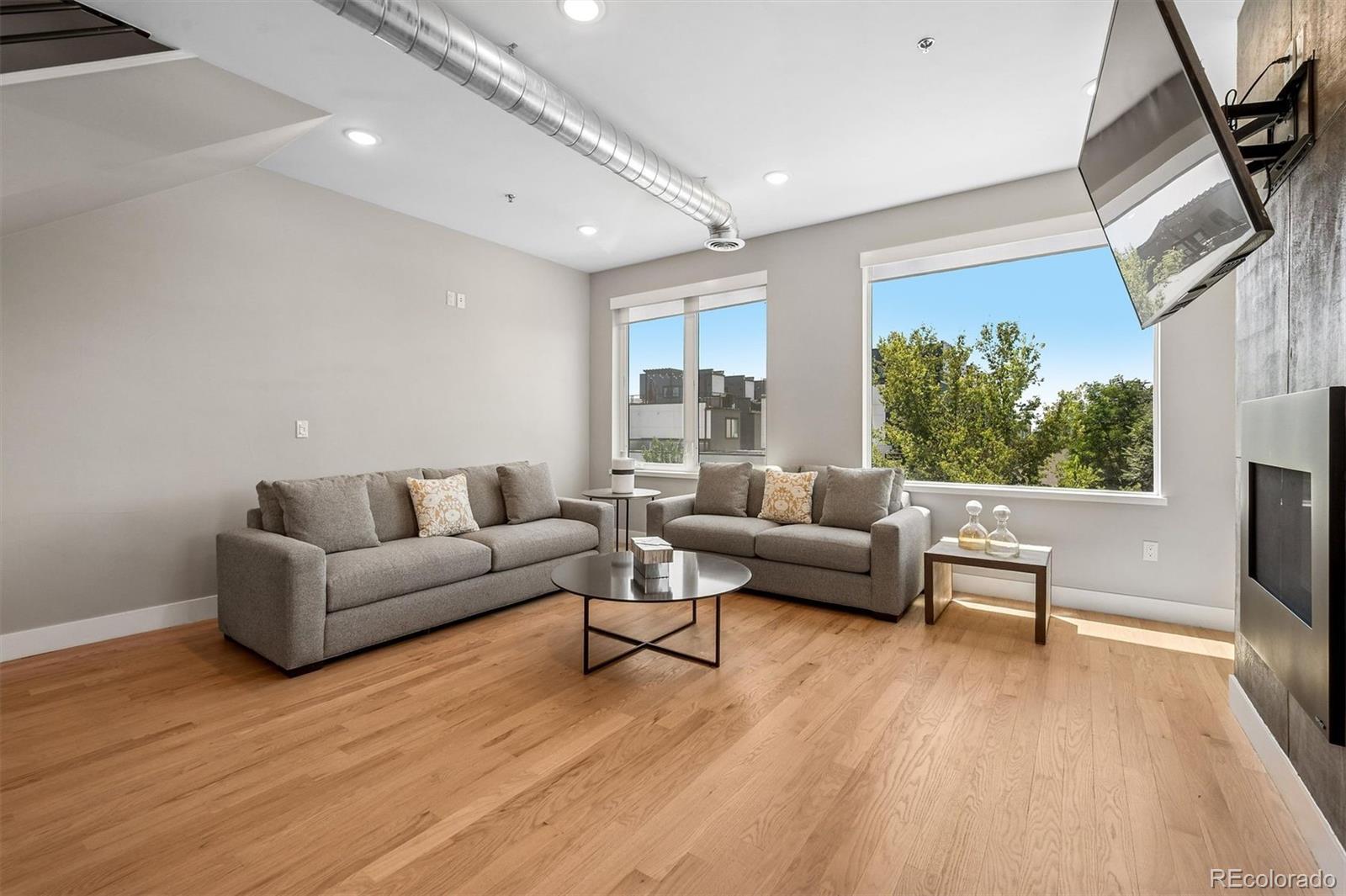2827 W 25th Avenue Unit: 204
