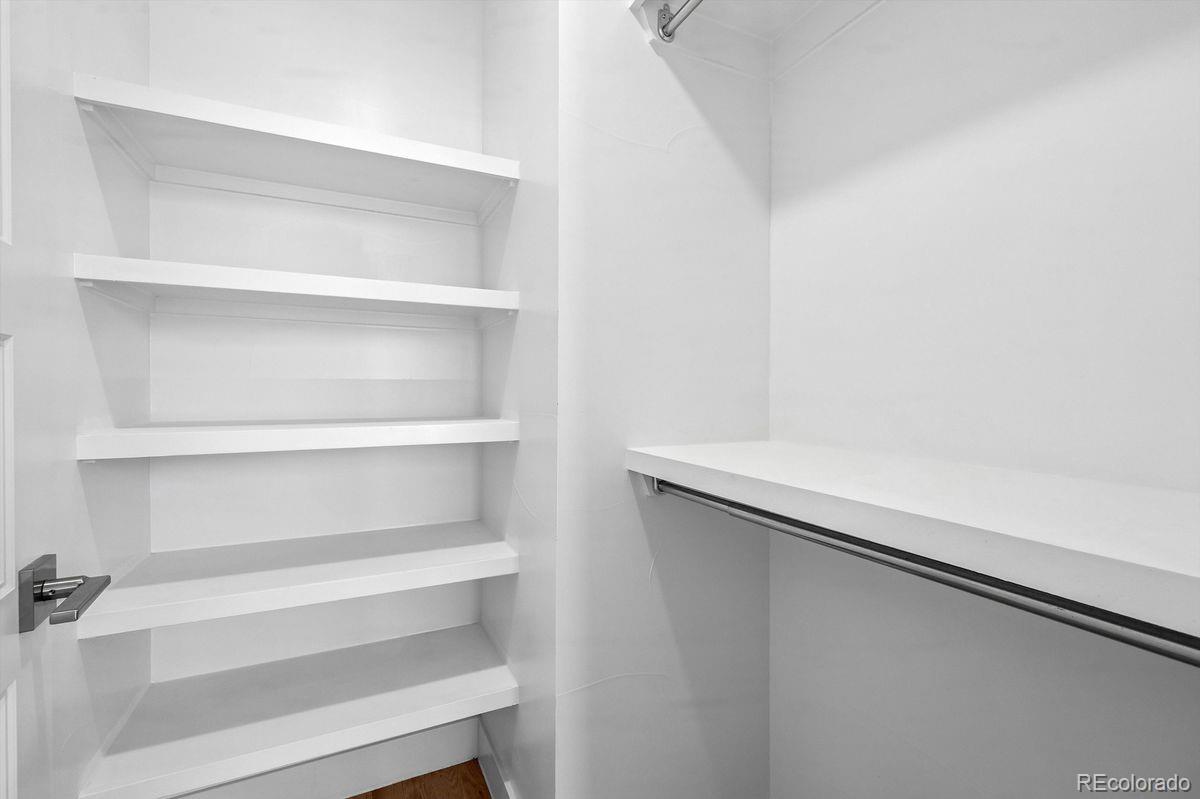 2827 W 25th Avenue Unit: 204