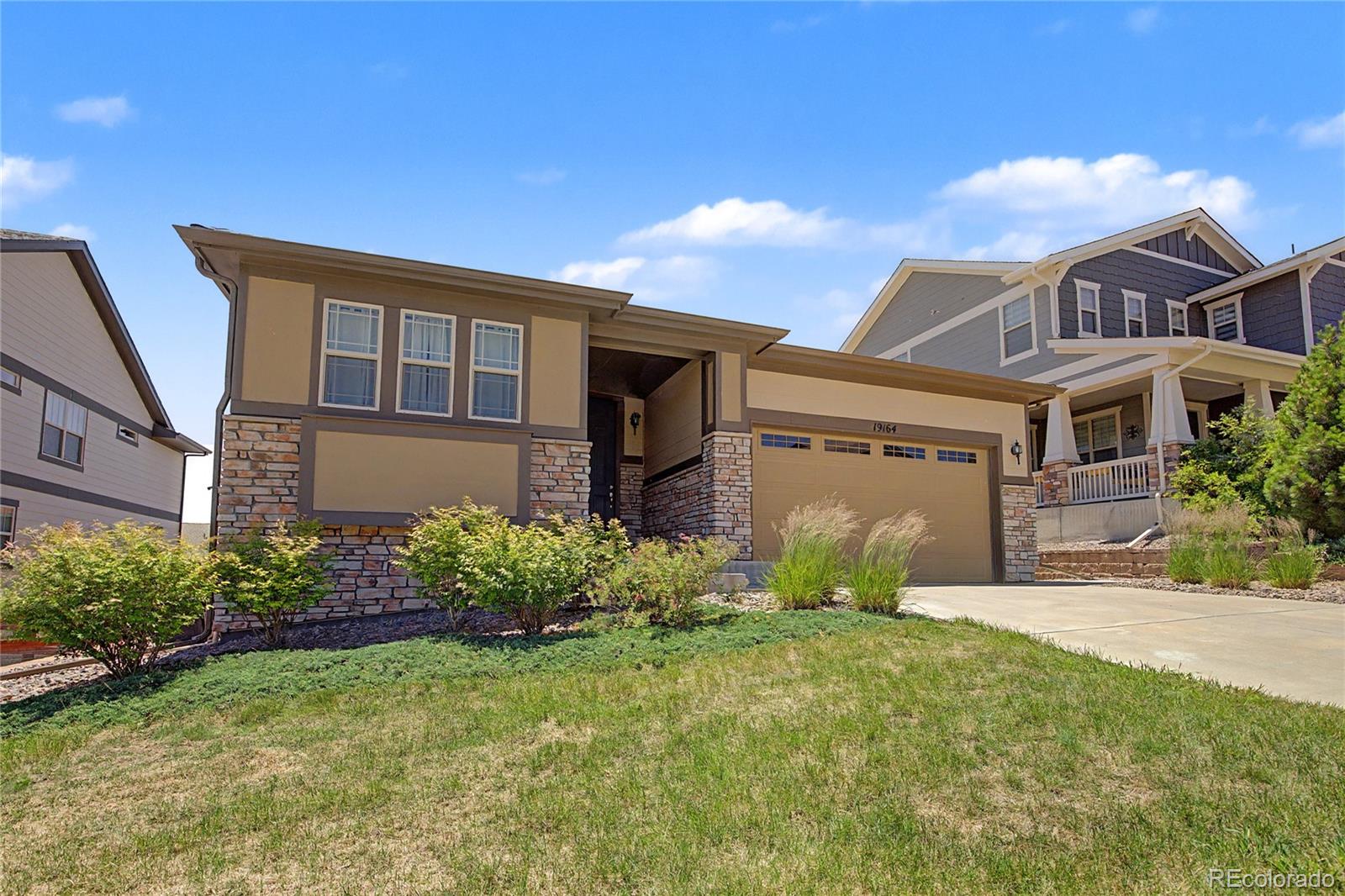 19164 W 85th Bluff