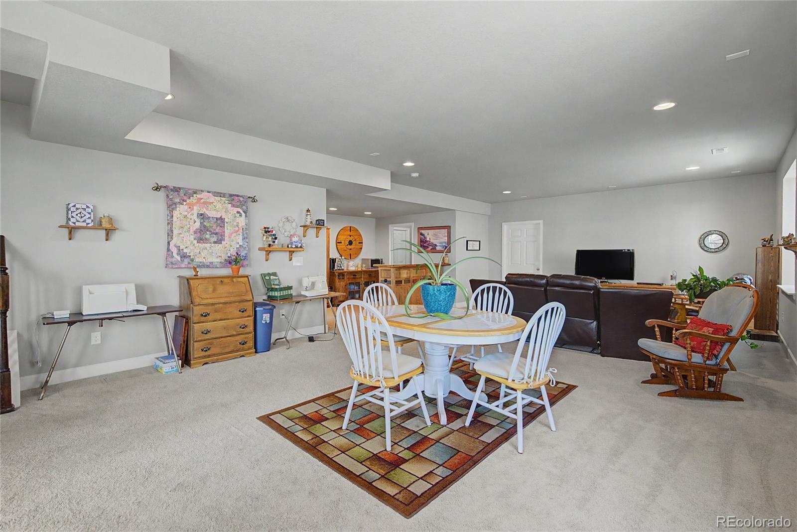 19164 W 85th Bluff
