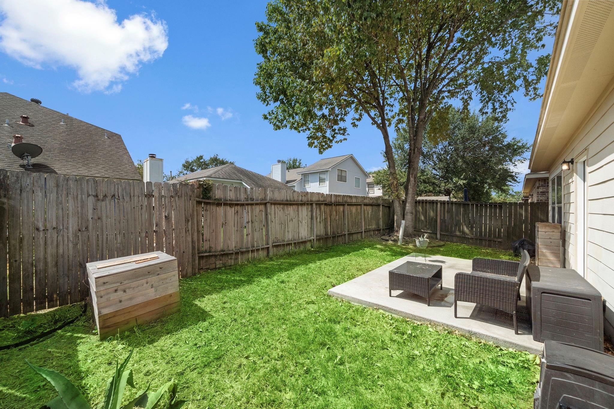 18319 Hillingdon Lane