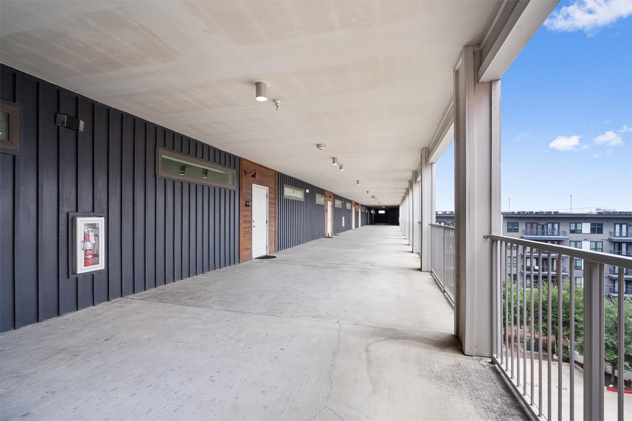 4361 S Congress Ave # 606