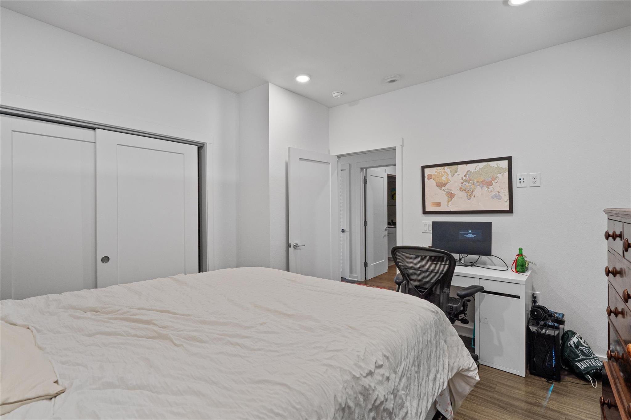 4361 S Congress Ave # 606