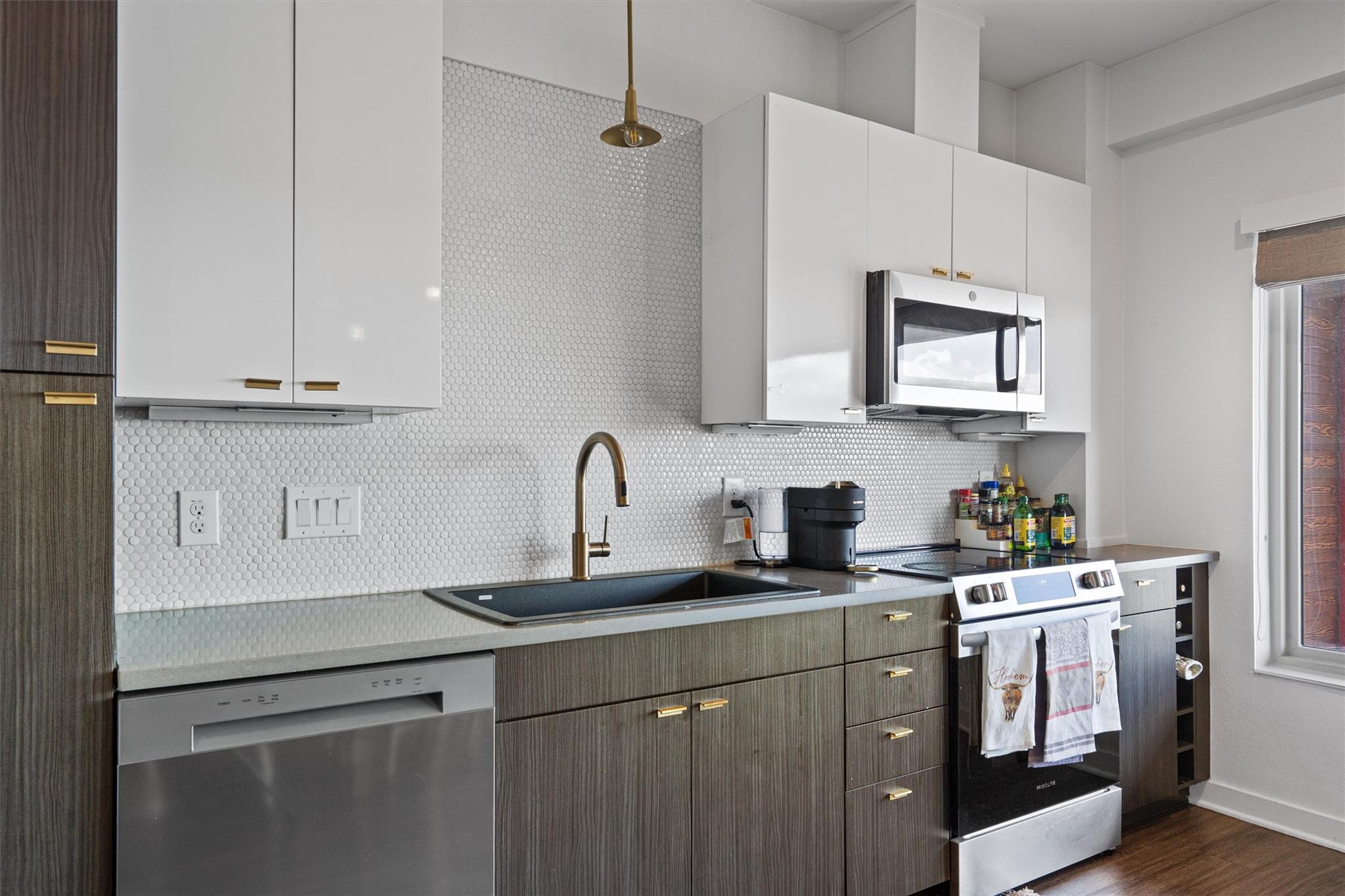4361 S Congress Ave # 606