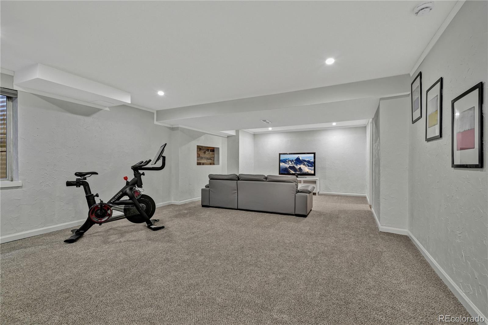 1651 Beacon Hill Drive
