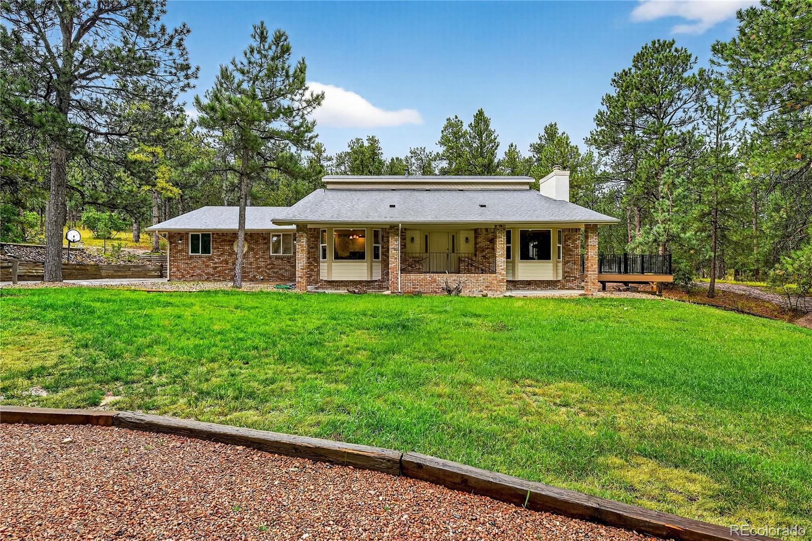 1085 Melinda Lane