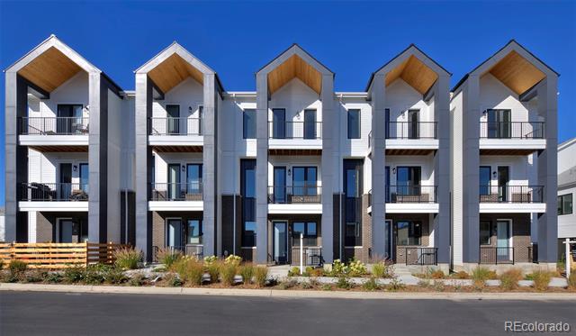 8280 E 36th Avenue Unit: 25