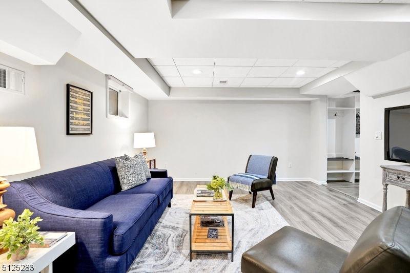 41 GREAT HILLS TERRACE