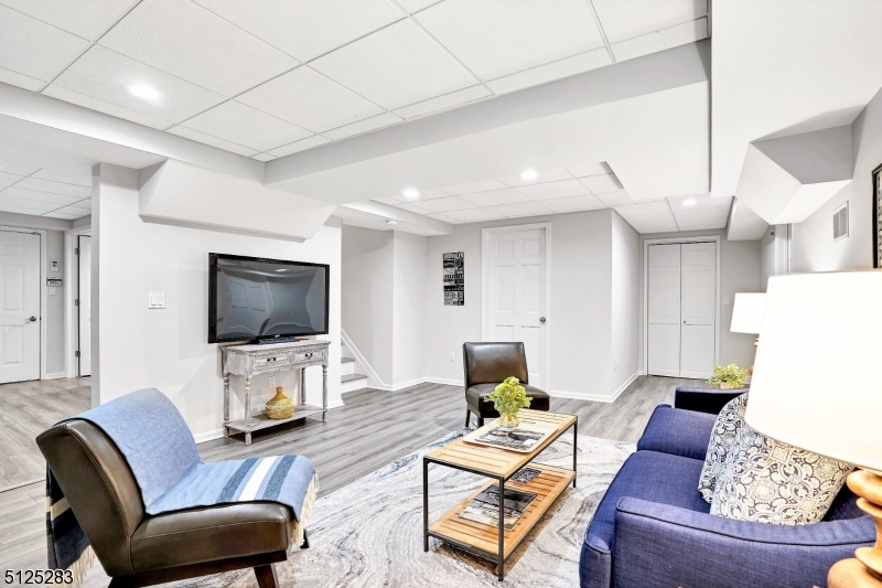 41 GREAT HILLS TERRACE