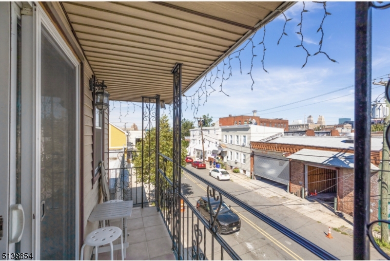 17 Malvern St Unit: 3
