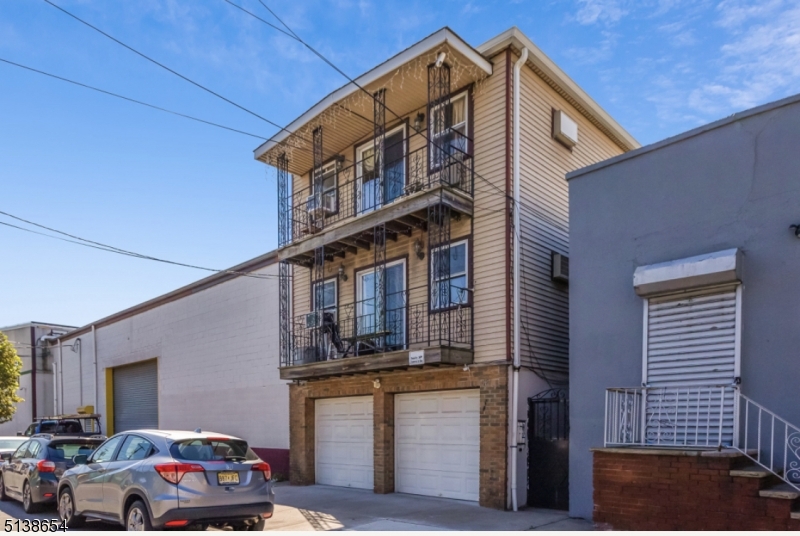 17 Malvern St Unit: 3