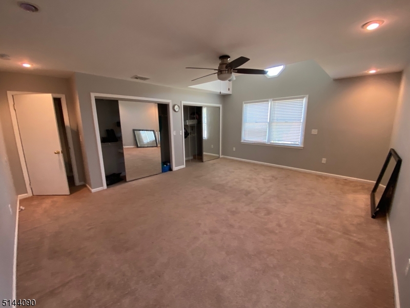 9 Sunrise Rd