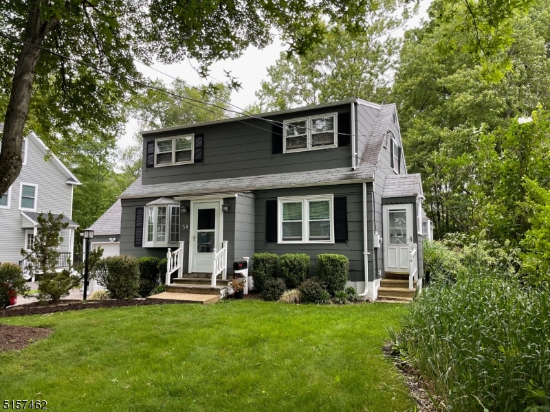 54 Commonwealth Ave