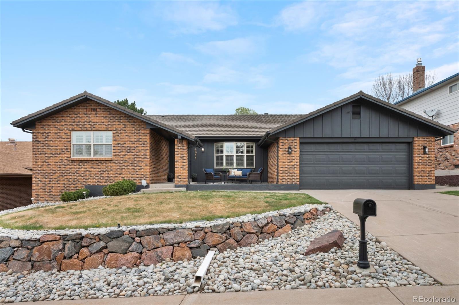 4611 S Perry Way