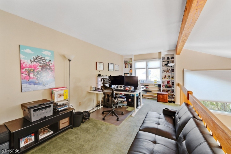 76 Aspen Dr