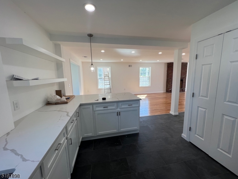 95 Linden Ave