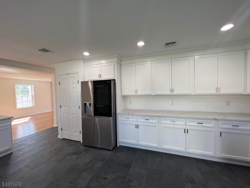 95 Linden Ave