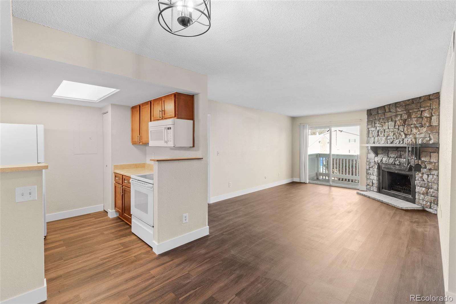 14454 E Colorado Drive Unit: 102