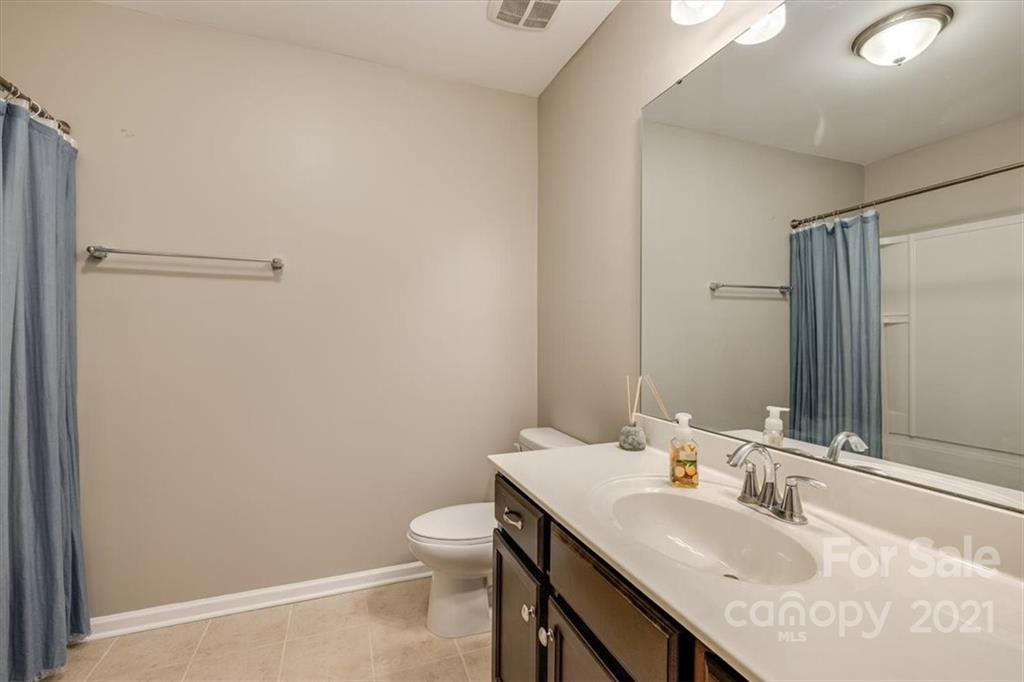 3233 Yarmouth Lane Unit: 81