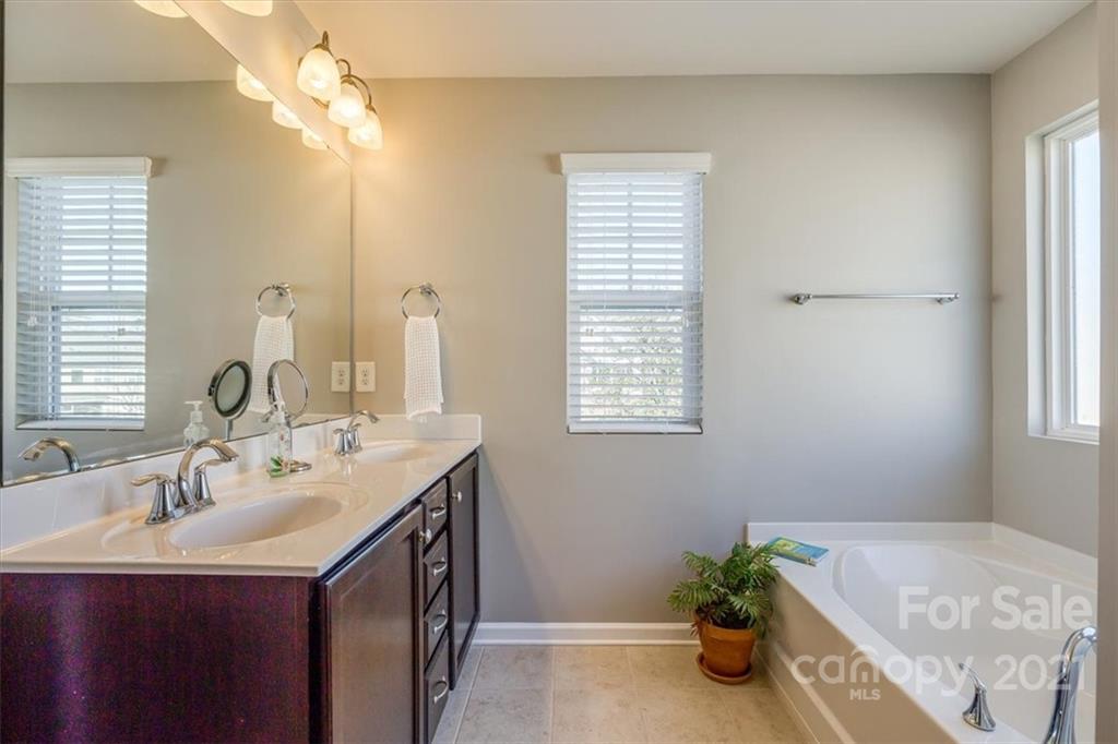 3233 Yarmouth Lane Unit: 81
