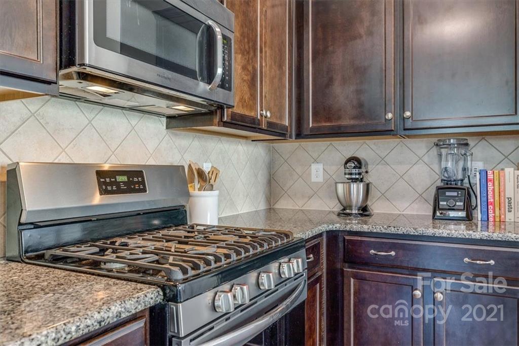 3233 Yarmouth Lane Unit: 81