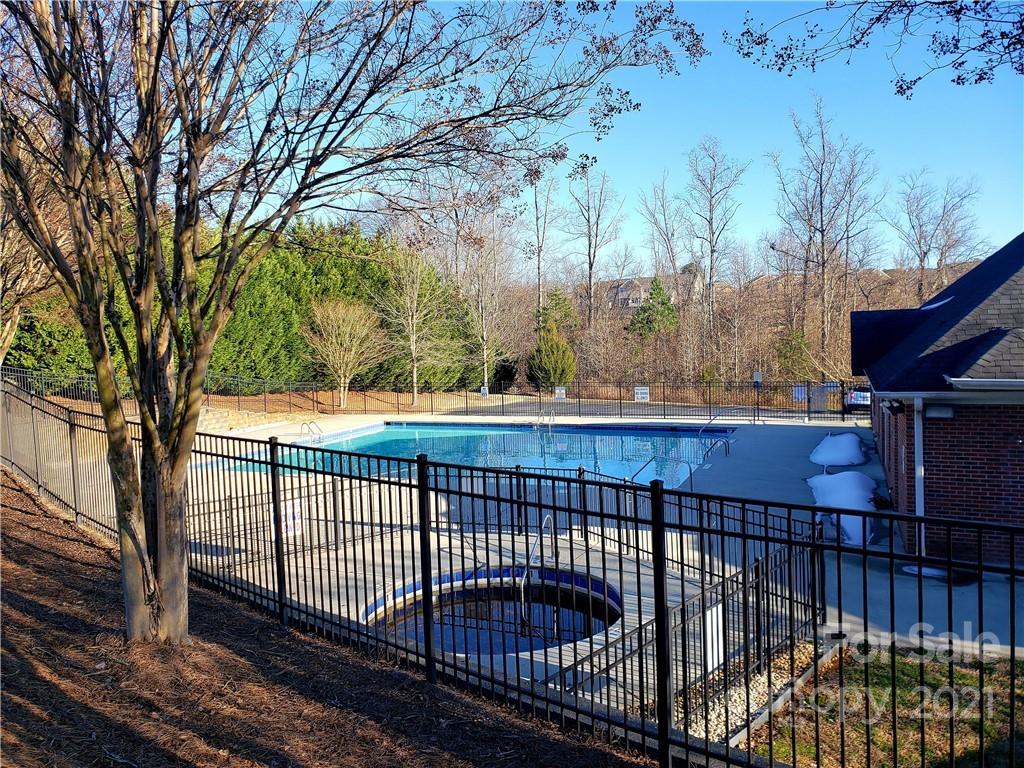 3233 Yarmouth Lane Unit: 81
