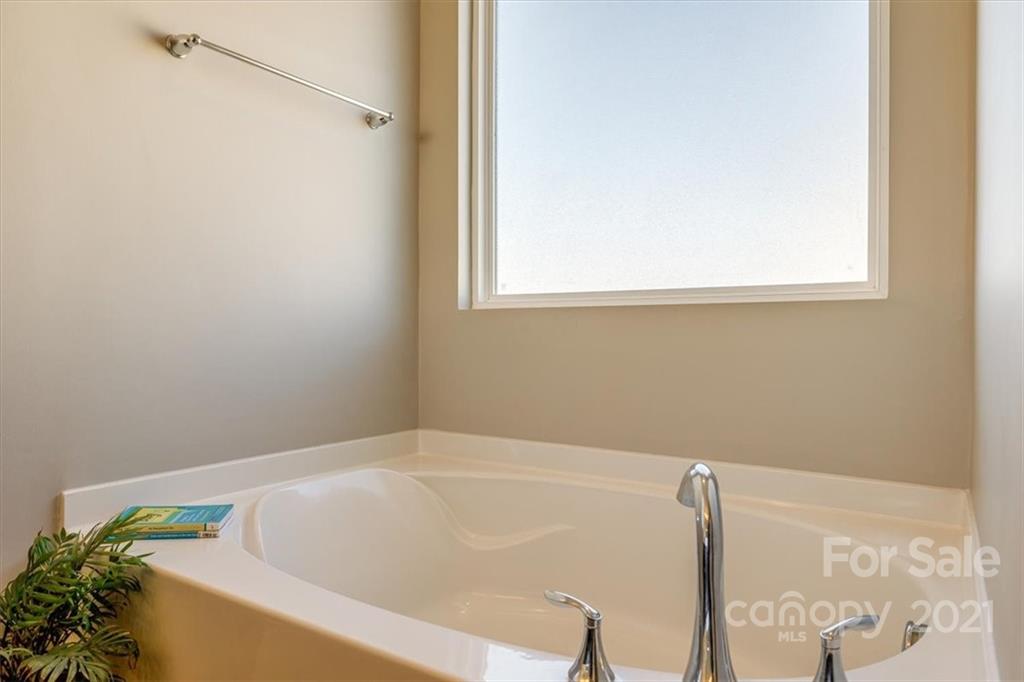 3233 Yarmouth Lane Unit: 81