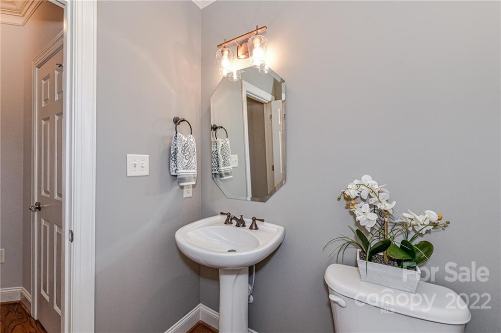 4021 Lingen Lane Unit: 142
