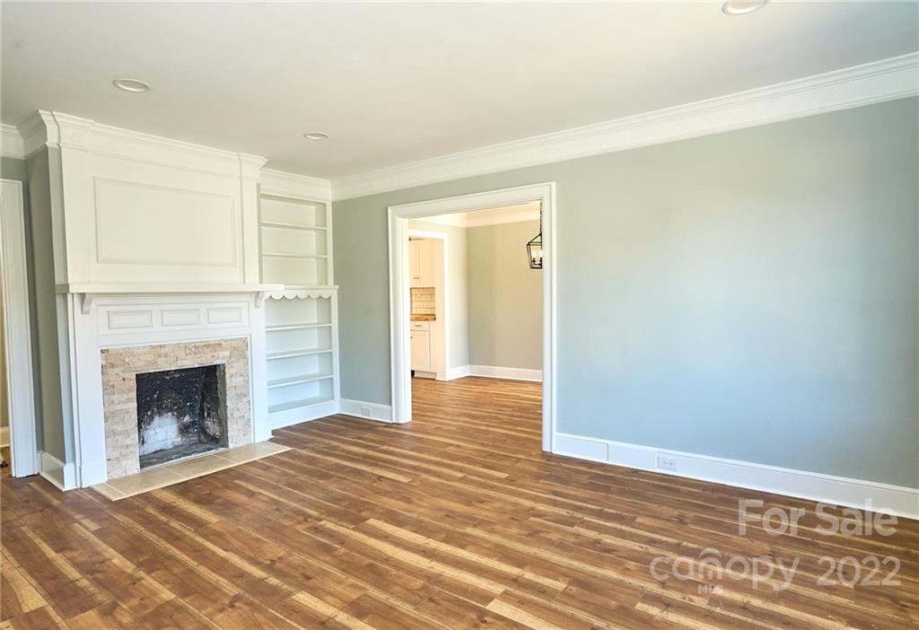 3645 Eastway Drive Unit: 5