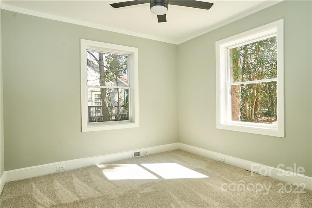 3645 Eastway Drive Unit: 5