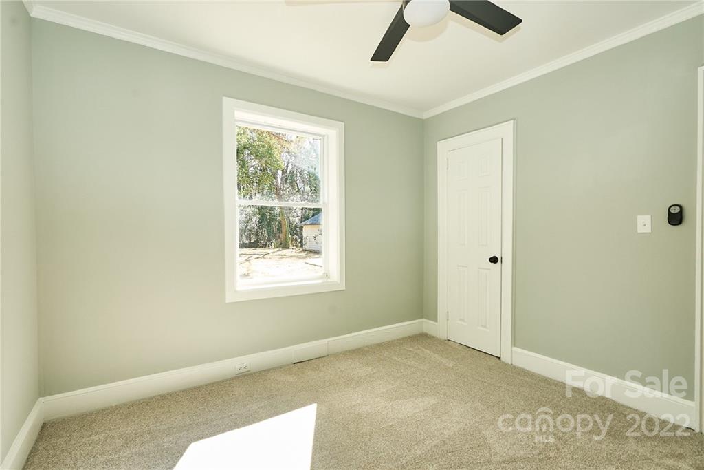 3645 Eastway Drive Unit: 5