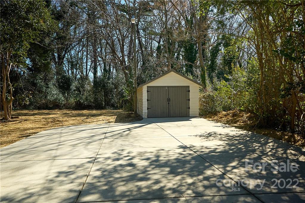 3645 Eastway Drive Unit: 5