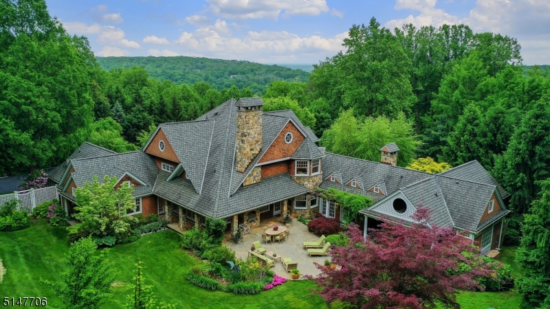 3 GLENVIEW DRIVE