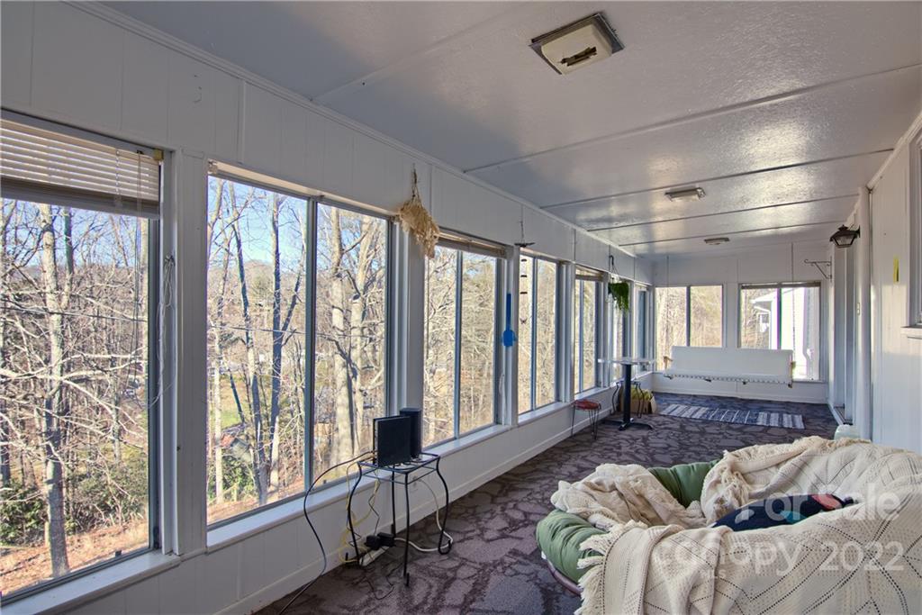 601 Mountain View Road