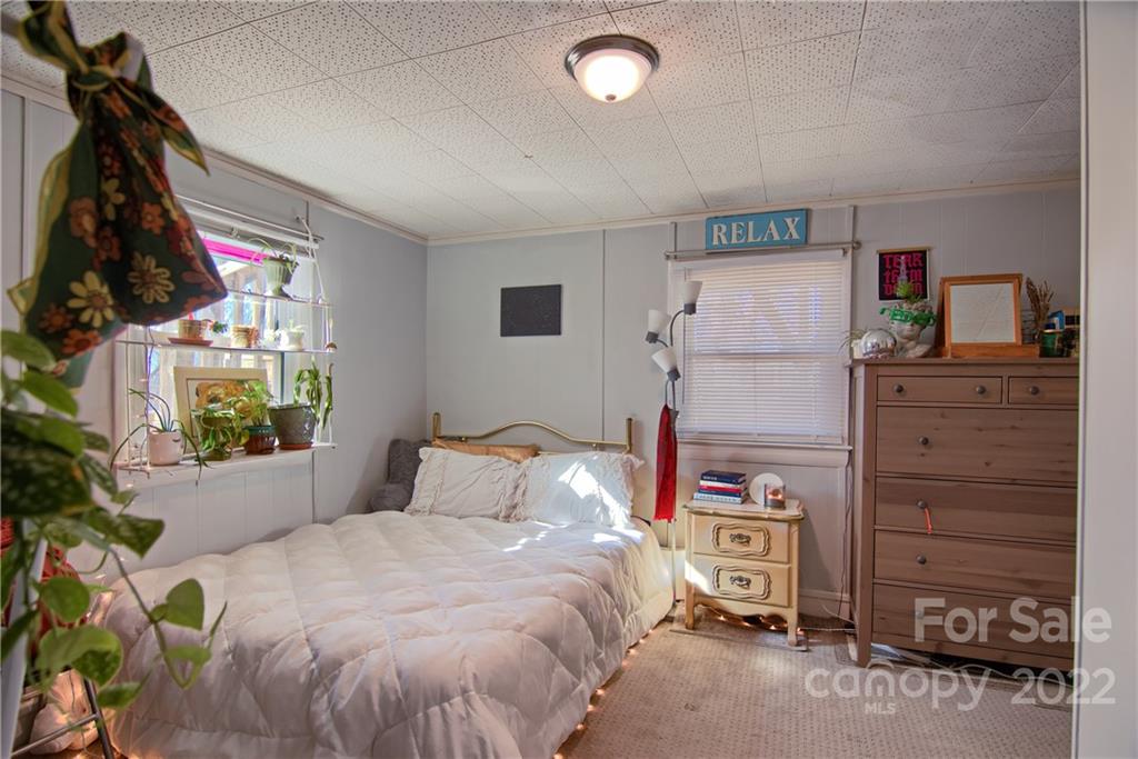 601 Mountain View Road