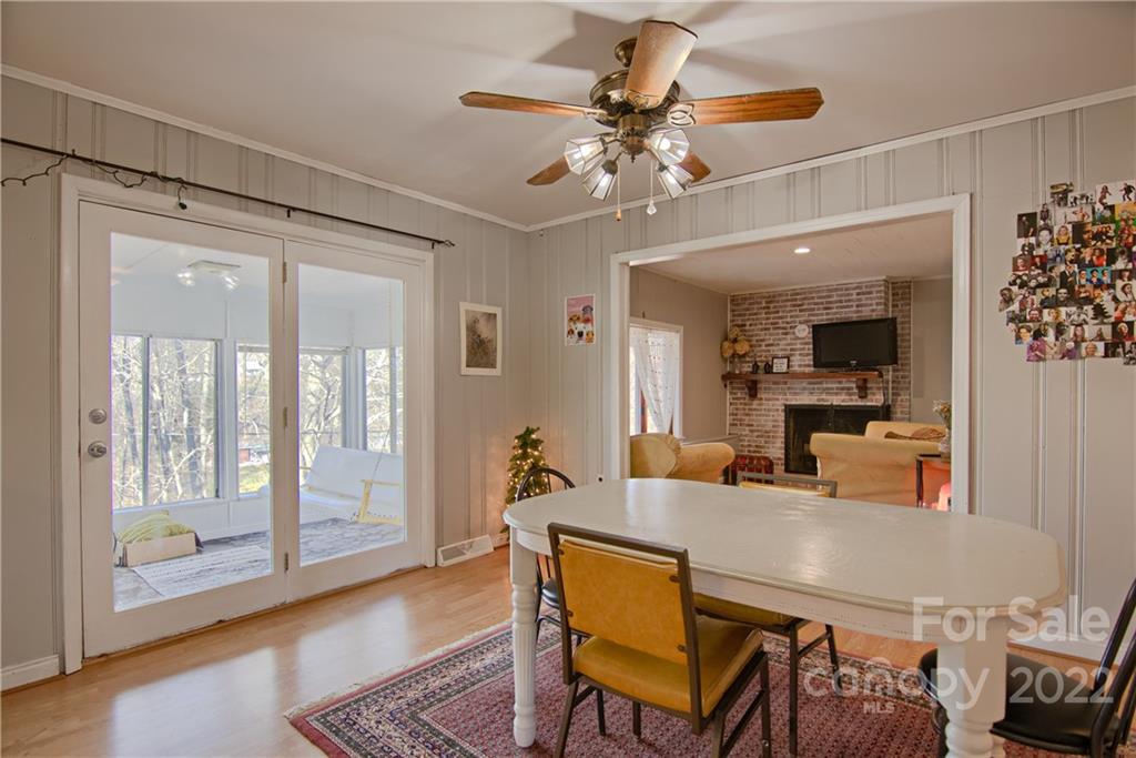 601 Mountain View Road