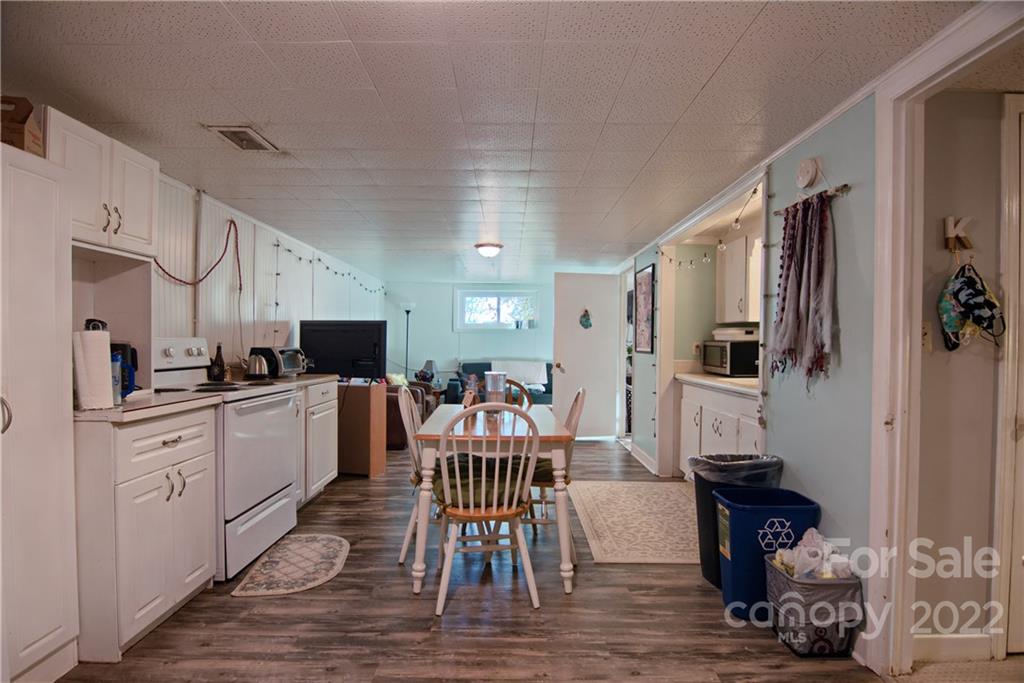 601 Mountain View Road