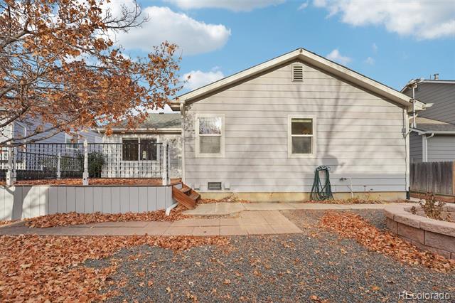 571 Rio Rancho Way