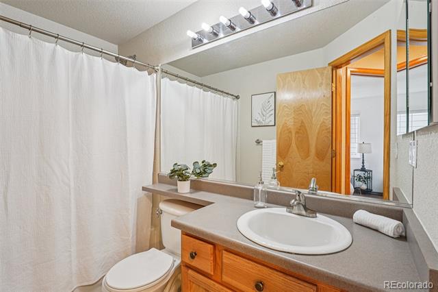 571 Rio Rancho Way