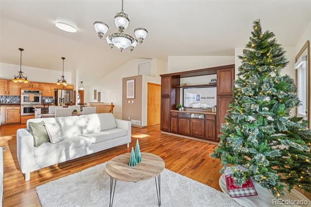 571 Rio Rancho Way