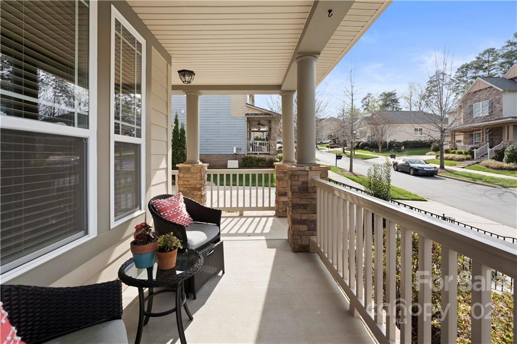 10442 Blackstone Drive Unit: 113