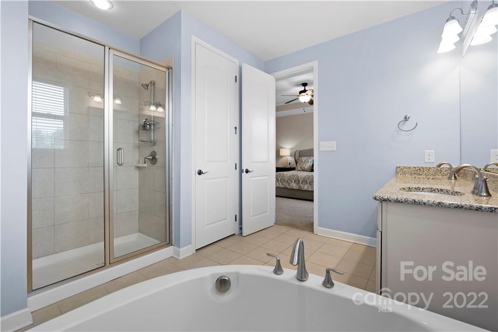 10442 Blackstone Drive Unit: 113
