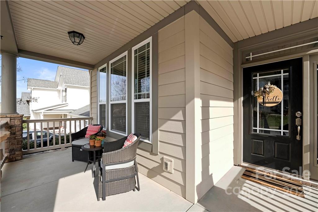 10442 Blackstone Drive Unit: 113